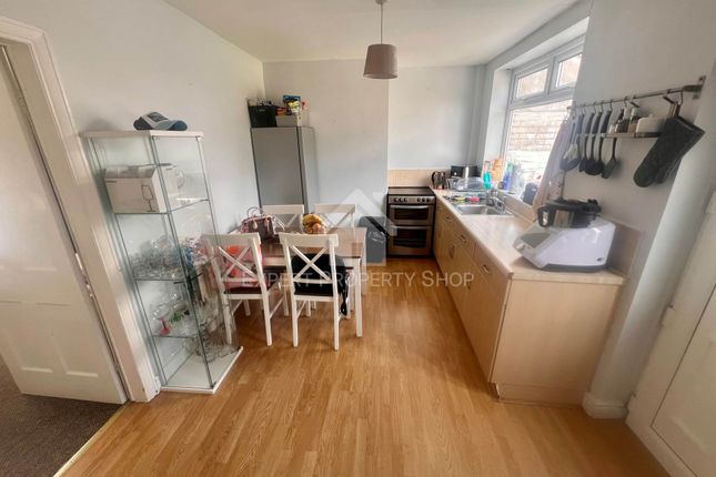 118, Anston Avenue, Worksop photo 4