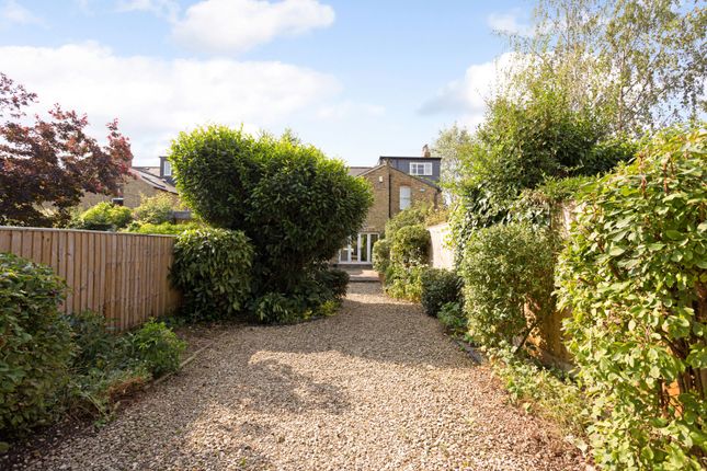 Terraced house for sale in Thorncliffe Road, Oxford