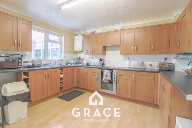 27, Milden Road, Ipswich photo 4