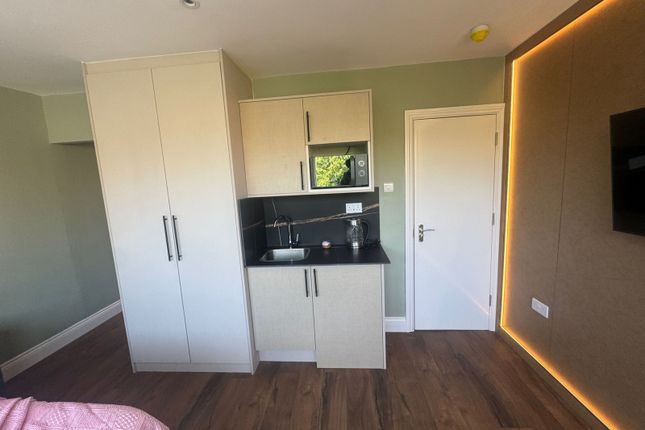 Room To Rent Putney