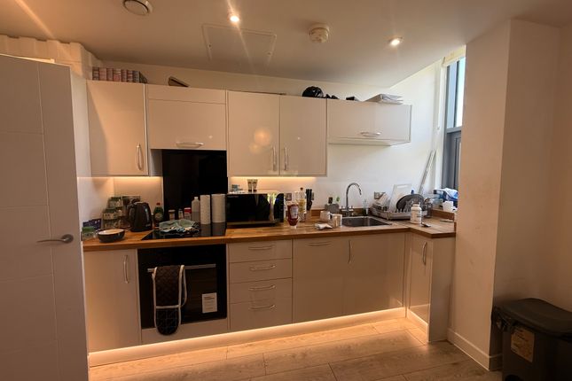 202, Edinburgh Gate, HARLOW photo 2
