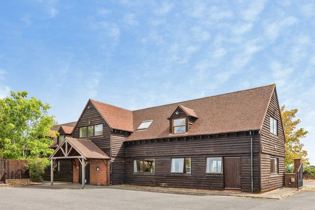4-bed house on The Office Barn, Sugworth Lane, Abingdon, £825,000