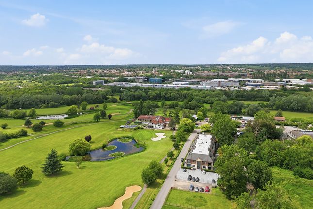Flat 5, Woolston Manor Apartments, Abridge Road, Chigwell photo 4