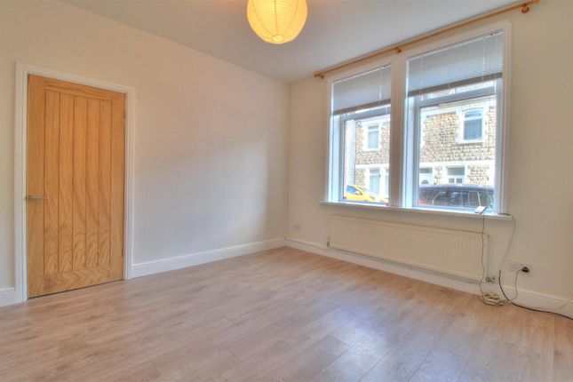 39, Queen Street, Barry photo 5