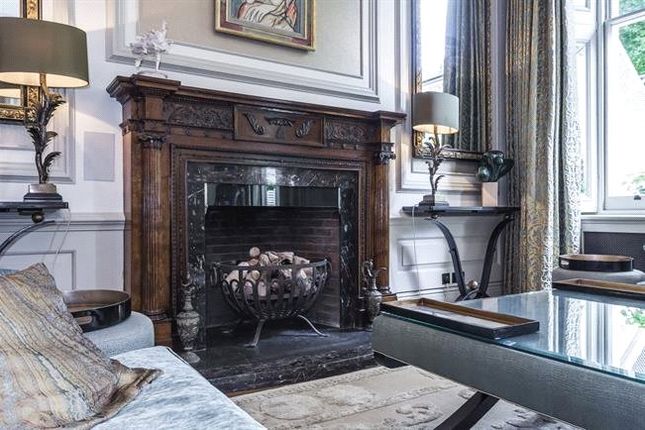 Fire Place Flat A -