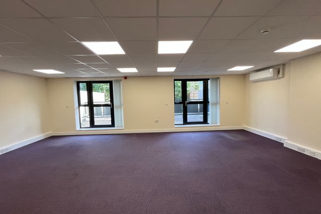 Office to let in Merthyr Road, Cardiff