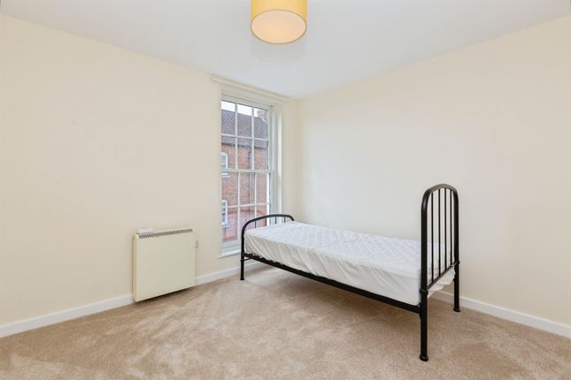 62, Wedgewood Street, Aylesbury photo 4
