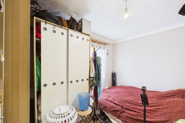 14, Ennerdale Close, Middlesex photo 2