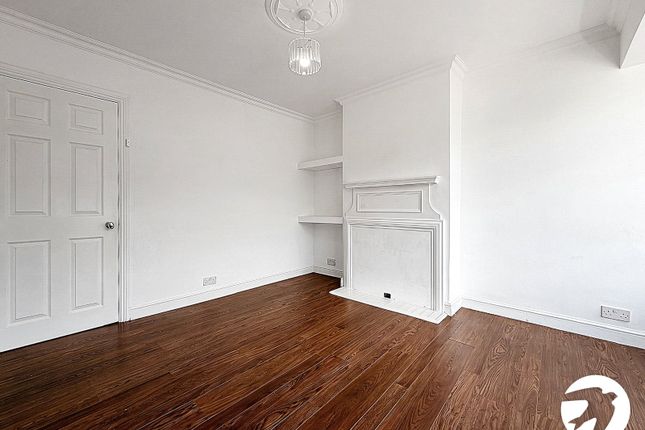 101, Garland Road, London photo 3