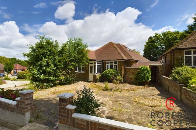 Thumbnail Detached house to rent in St Lawrence Drive, Eastcote, Middlesex