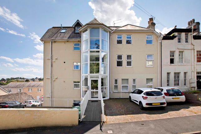 Flat for sale in 1 Longlands, Dawlish