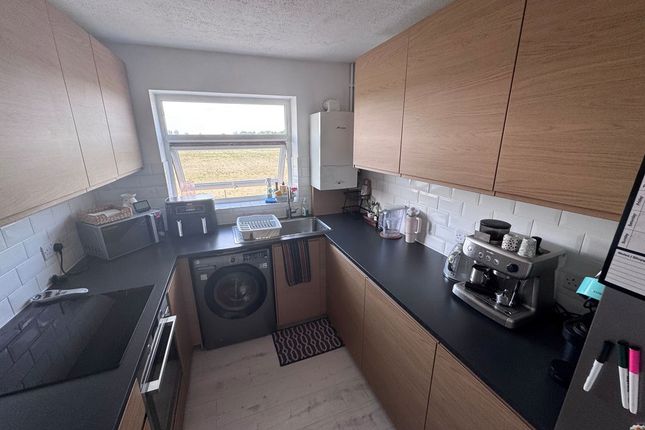 106b, West End Lane, Hayes photo 4