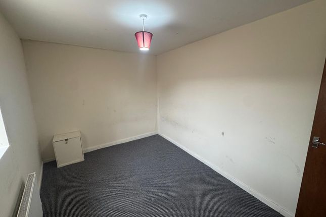 94, High Street, Gateshead photo 3