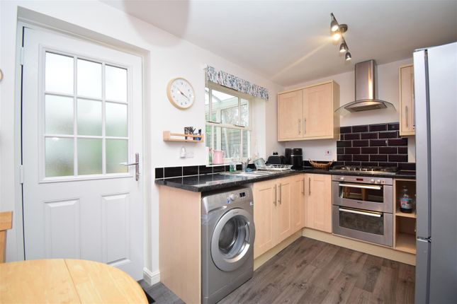 Meadowgate Croft, Wakefield photo 4