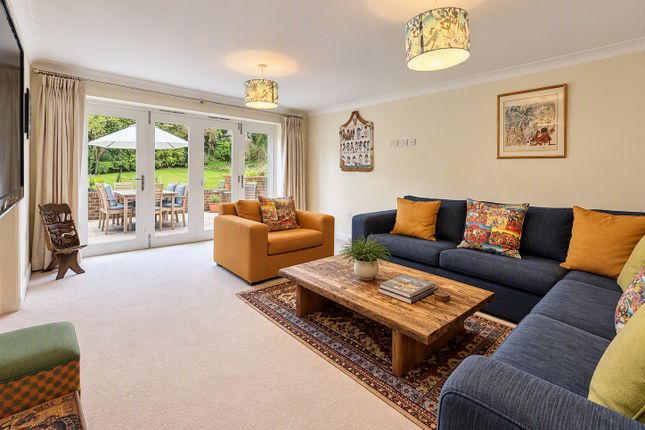 44a, TONBRIDGE photo 3