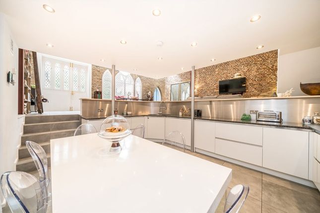 62A, Lillie Road, London photo 3