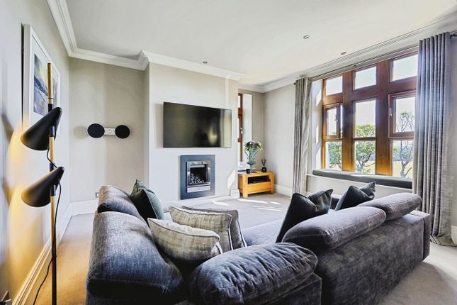 10 Grange Manor, Sowerby Croft Lane, Sowerby Bridge photo 2