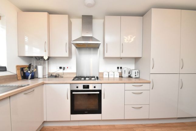 25 Burgess Close, Cambridge photo 4
