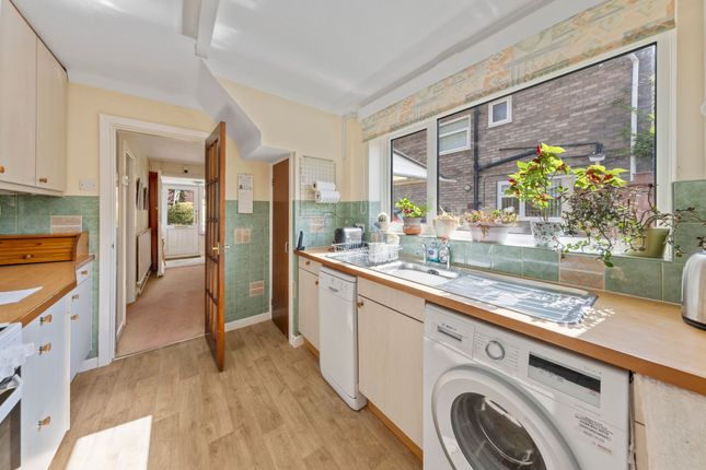 90 Park Road, Warrington photo 3