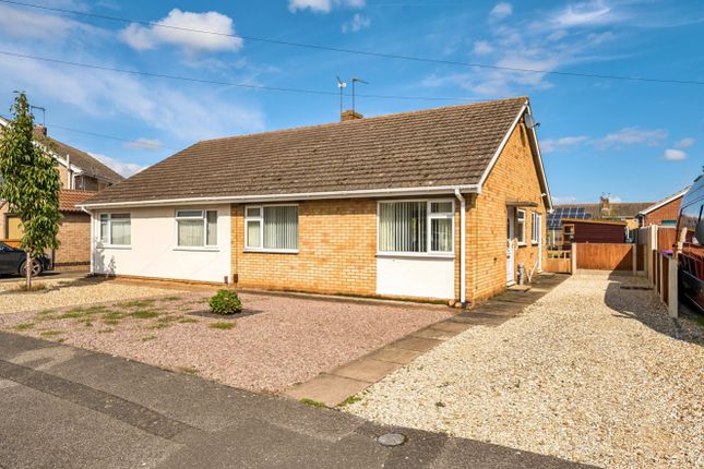 Thumbnail Bungalow for sale in Gleedale, North Hykeham, Lincoln, Lincolnshire
