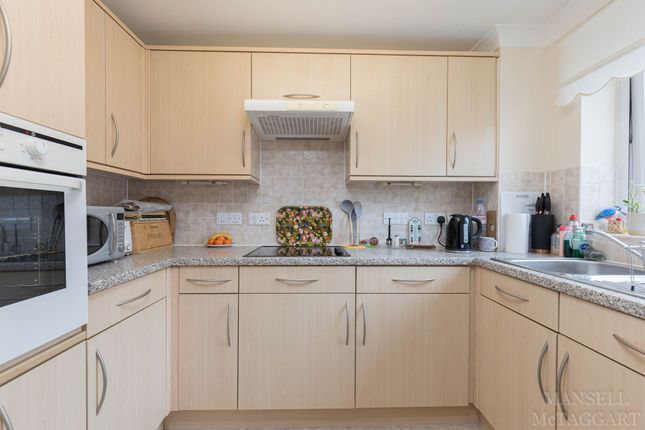 24 Millfield Court, Crawley photo 2