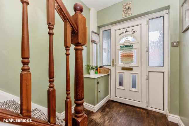 31, Downshaw Road, Ashton-under-Lyne photo 4