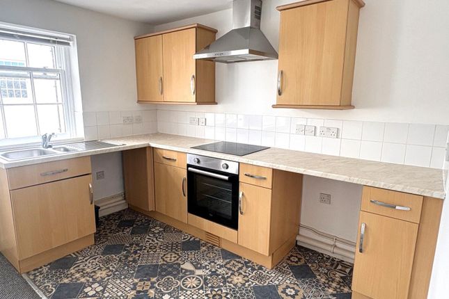 Flat 6, 34, Bampton Street, Tiverton photo 2