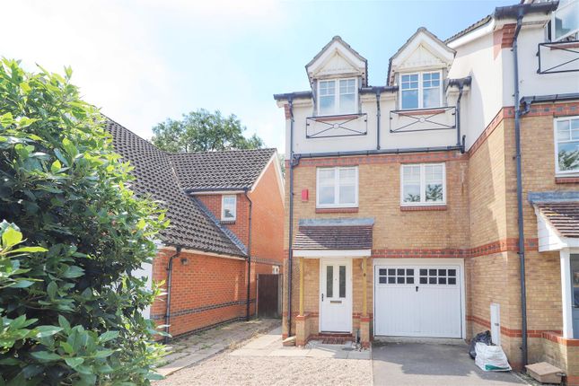 Thumbnail Town house for sale in Lantern Way, West Drayton