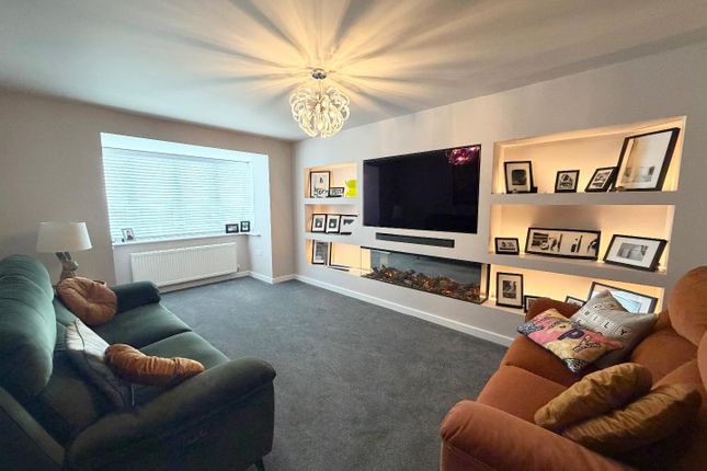 13, Furrow Close, Stockton-On-Tees photo 2