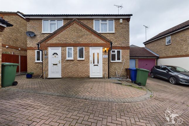 Thumbnail Terraced house to rent in St. Michaels Close, Aveley, South Ockendon
