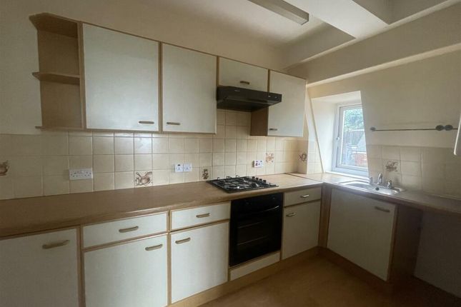 Flat 4, Pulman House, 42 High Street, Heathfield photo 2
