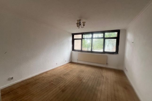 Terraced house to rent in Coberg Crescent, London