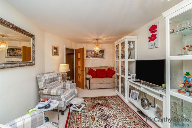 24 Brindley Gardens, Duck Lane, Wolverhampton photo 3