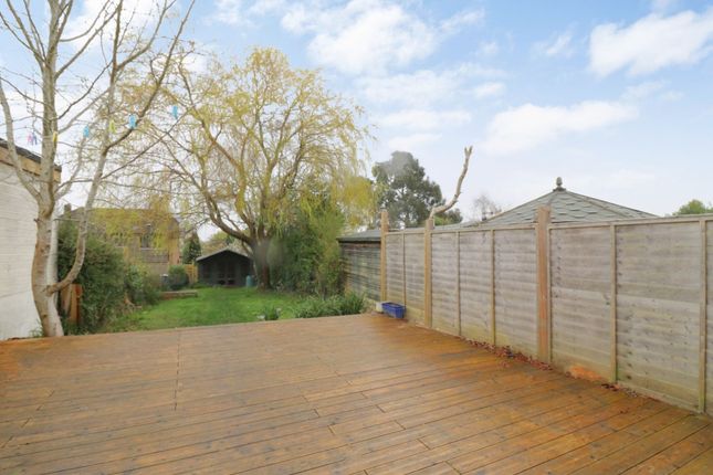 Semi-detached house for sale in Pretoria Road, Hedge End