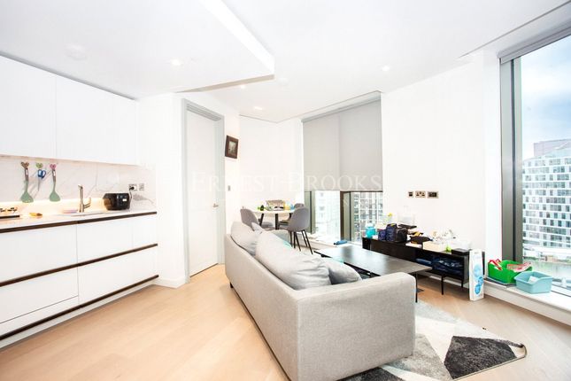 Thumbnail Flat to rent in Westmark Tower, West End Gate, Edgeware Road