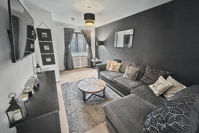 4, Dodgson Close, Rugby photo 4