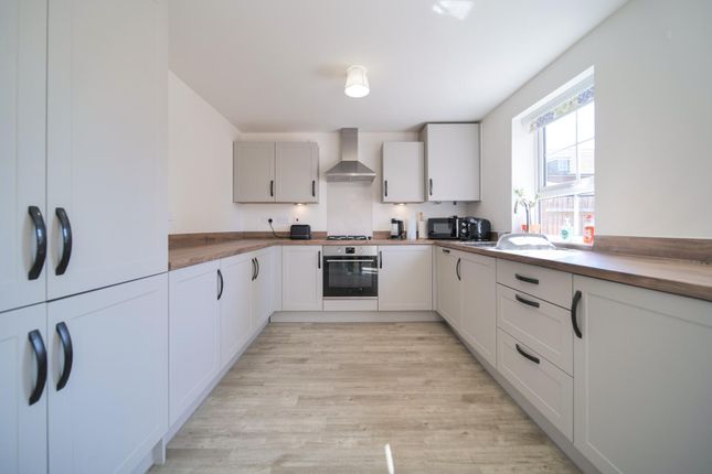 1, Cicely Grove, Melksham photo 2