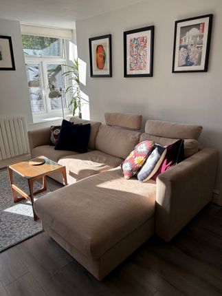 Flat 1, 6, Charles Street, Bradford photo 4