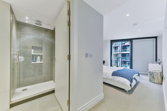 Flat to rent in Riverlight Four, Riverlight, London