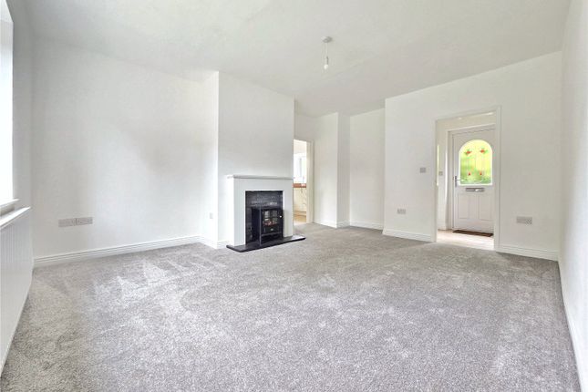 72, Booth Road, Rossendale photo 3