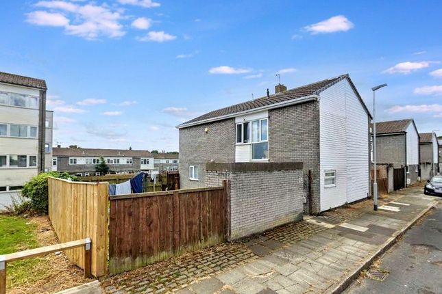 3-bed house on 29, Welland Close, Peterlee, £60,000