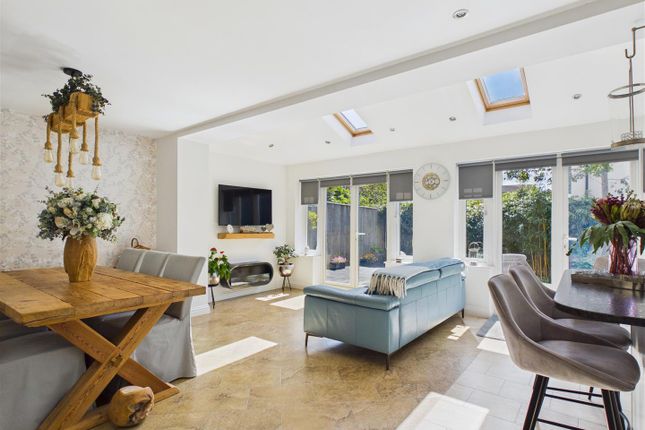 17, Nevern Crescent, Stockton-On-Tees photo 3