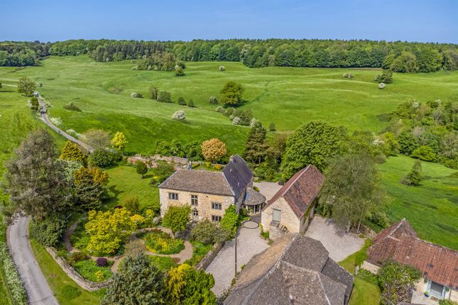 Country house for sale in Kingscote, Tetbury