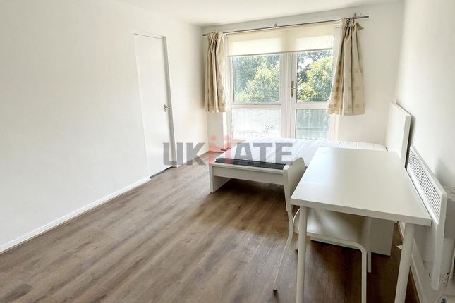 Thumbnail Flat for sale in Kendrick Road, Reading