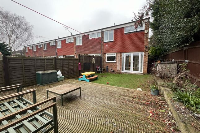 End terrace house for sale in Birchside, Dunstable