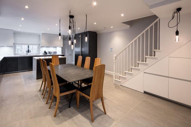 24, Halsey Street, London photo 4