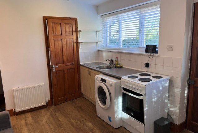 The Studio Flat, 57, St Margarets Avenue, Whetstone photo 3