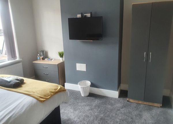 11, Nicholls Street, Stoke-on-Trent photo 3