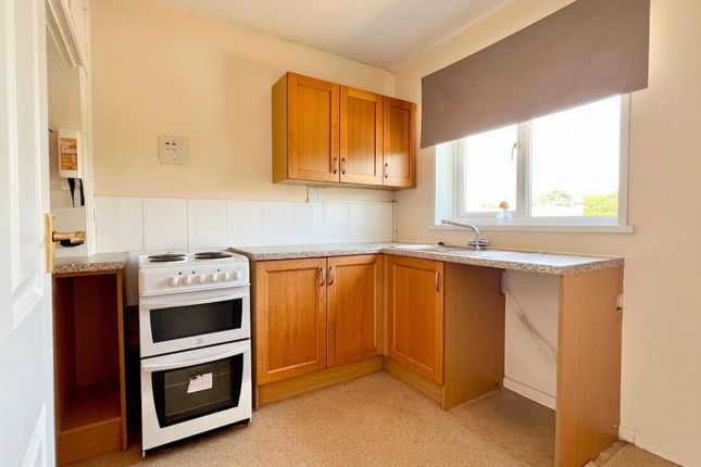 Flat 12, Wiltshire Court Wiltshire Close, Taunton photo 4