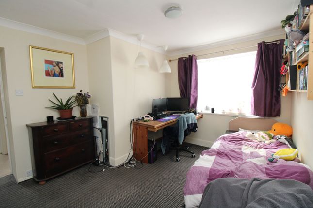 2 Edenvale Road, Paignton photo 4